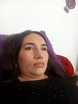 Snapshot of Baby__Doll_Cata chatting on February 24, 5:33 pm Baby Doll Cata online show from February 24, 5:33 pm