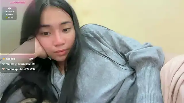 Snapshot of Sweetcummer_laura chatting on April 19, 4:56 am Sweetcummer laura online show from April 19, 4:56 am