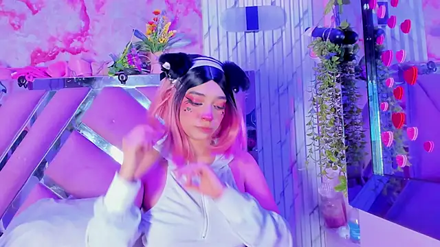 Akane Hikari  online show from April 10, 2:39 am