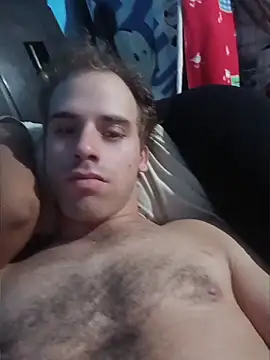 Snapshot of alex-golden chatting on February 13, 2:51 am alex-golden online show from February 13, 2:51 am