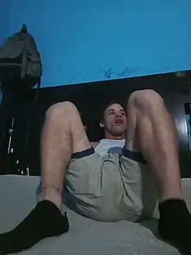 Snapshot of alex-golden chatting on February 18, 3:08 pm alex-golden online show from February 18, 3:08 pm