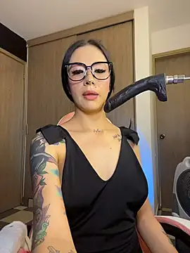 ValentinaBianchi online show from November 2, 8:11 pm