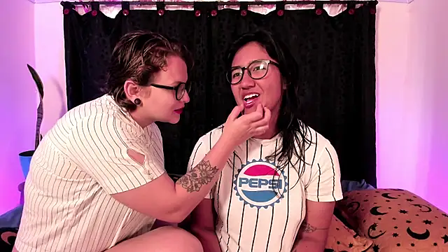 CrazyCakes  online show from February 15, 4:36 pm