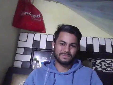 ursdreamperson online show from December 18, 4:29 am