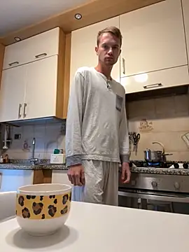 Italy sex boy online show from September 27, 11:37 am