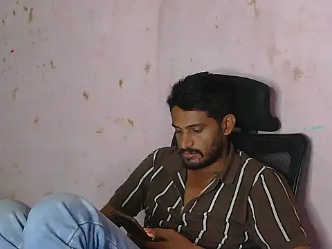 krishjaat43 online show from March 12, 1:01 am