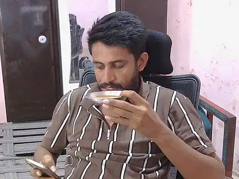 krishjaat43 online show from April 3, 2:42 am