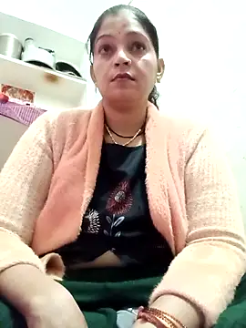 Snapshot of Chhaya_hot chatting on February 1, 1:26 am Chhaya hot online show from February 1, 1:26 am