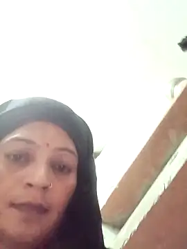 Snapshot of Chhaya_hot chatting on April 13, 5:18 pm Chhaya hot online show from April 13, 5:18 pm