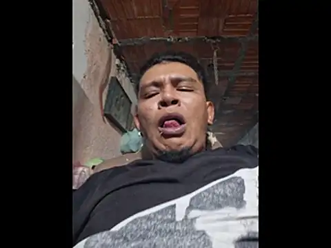 Snapshot of jordison420 chatting on October 29, 2:14 am jordison420 online show from October 29, 2:14 am