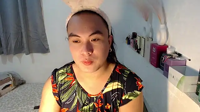 asianayumi online show from January 17, 10:53 am