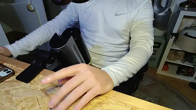 BenReich online show from November 14, 7:01 pm