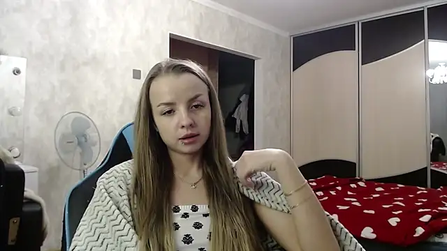 Snapshot of Lio_noy chatting on July 9, 8:57 pm Lio noy online show from July 9, 8:57 pm