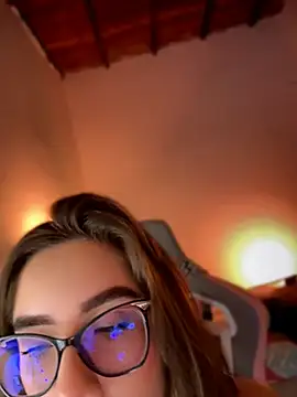 AlejaTacoa  online show from July 5, 5:14 am