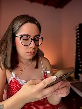AlejaTacoa  online show from July 6, 4:20 am
