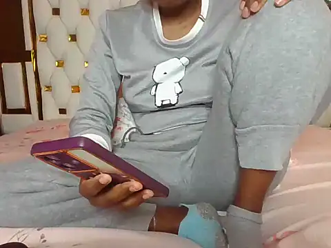 Nodia32 online show from September 24, 11:30 pm