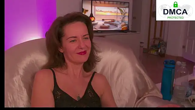 Witch in Silk online show from September 13, 7:35 pm