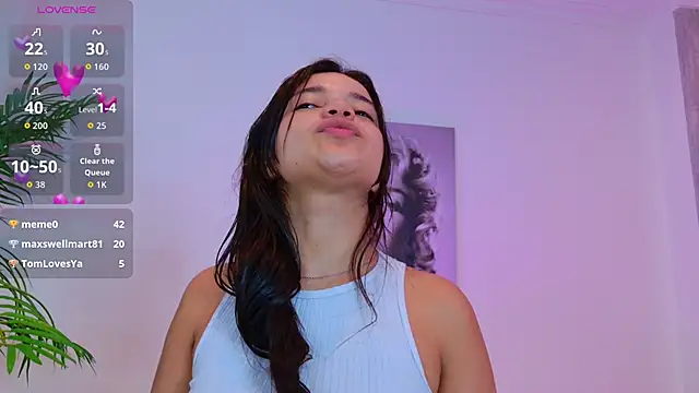 LUNAA    online show from March 10, 4:12 pm