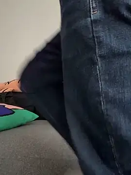 Snapshot of sonwmelt1 chatting on September 28, 3:01 am sonwmelt1 online show from September 28, 3:01 am