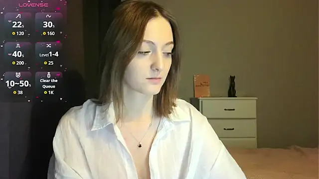 Snapshot of white_liillyy chatting on March 13, 11:11 pm white liillyy online show from March 13, 11:11 pm