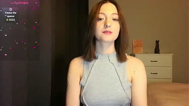 Snapshot of white_liillyy chatting on March 19, 10:14 pm white liillyy online show from March 19, 10:14 pm