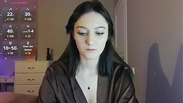 Snapshot of white_liillyy chatting on April 28, 9:09 pm white liillyy online show from April 28, 9:09 pm