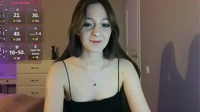 Snapshot of white_liillyy chatting on May 17, 9:11 pm white liillyy online show from May 17, 9:11 pm