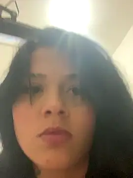 Snapshot of Babebommer chatting on October 8, 10:40 pm Babebommer online show from October 8, 10:40 pm