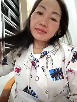 Snapshot of Exembin chatting on September 24, 7:28 pm Exembin online show from September 24, 7:28 pm