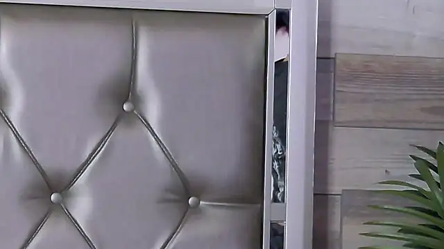 LunaHart online show from April 7, 2:56 am