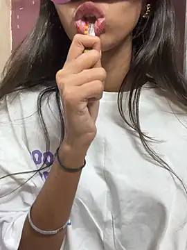 Desire Zoya online show from January 9, 8:10 pm