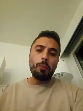 Cockhold1234 online show from October 2, 5:58 am