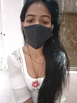 Snapshot of Paakhi-Singh chatting on July 6, 7:05 am Paakhi-Singh online show from July 6, 7:05 am
