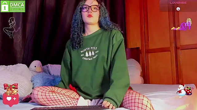 Bluedarkelf888 online show from December 18, 12:38 am