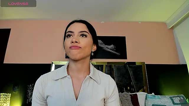 ScarletTorres online show from January 11, 4:45 pm