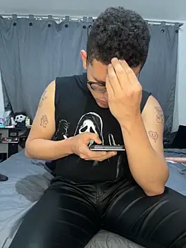 Kurtxxx22 online show from May 20, 5:13 am