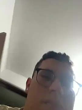 Kurtxxx22 online show from July 6, 4:42 am