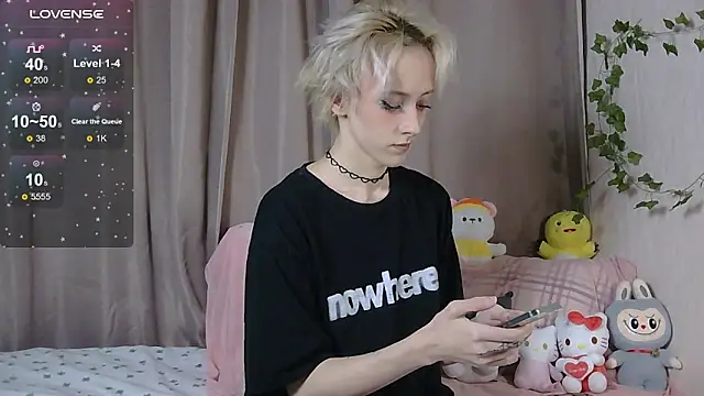 NextVibe  online show from November 25, 5:13 pm