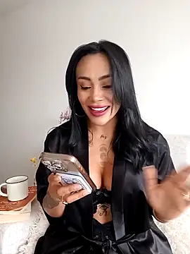 Snapshot of DiosaFortuna chatting on April 17, 12:08 pm DiosaFortuna online show from April 17, 12:08 pm