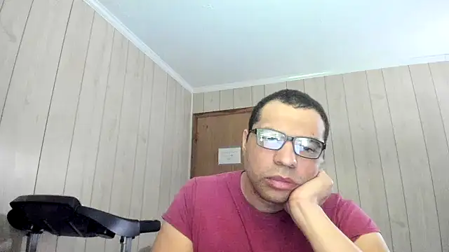 NaturalBeautyQueen online show from June 14, 8:00 pm