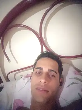 QUIEROFOLLARTEDUR online show from March 5, 2:02 pm