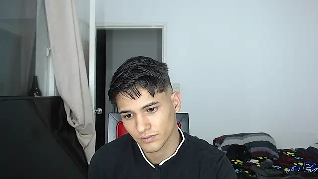 Alex mojica online show from September 28, 5:13 am