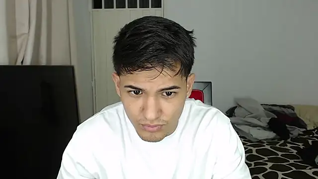 Alex mojica online show from October 1, 11:27 am