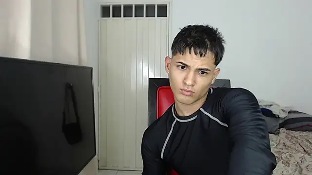 Alex mojica online show from October 17, 6:05 am