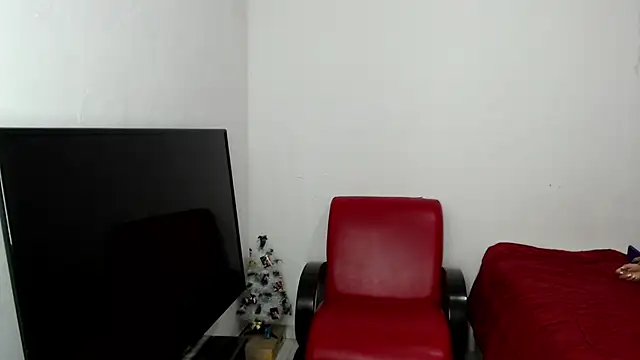 Alex mojica online show from February 5, 6:18 am