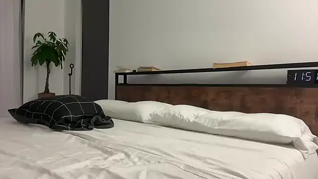 Snapshot of prettyykitty22 chatting on January 10, 4:47 am prettyykitty22 online show from January 10, 4:47 am