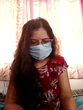 Snapshot of thanusi_2 chatting on May 16, 5:26 am thanusi 2 online show from May 16, 5:26 am