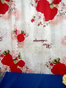 Snapshot of xxsasa chatting on December 21, 10:28 pm xxsasa online show from December 21, 10:28 pm