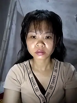 LinhNa999 online show from September 13, 2:00 am