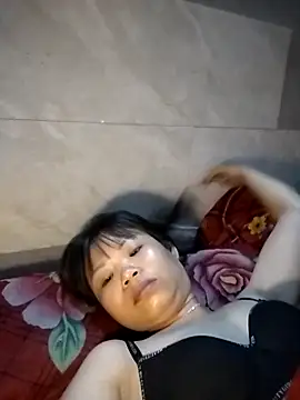 LinhNa999 online show from December 20, 7:15 am